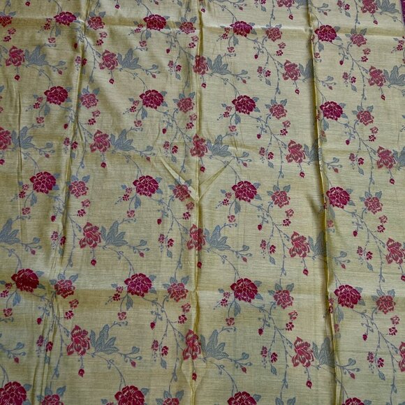 Melange Ethnic Indian Block Print Gold Floral Semi Sheer Tablecloth 95" X 42" - Picture 7 of 7